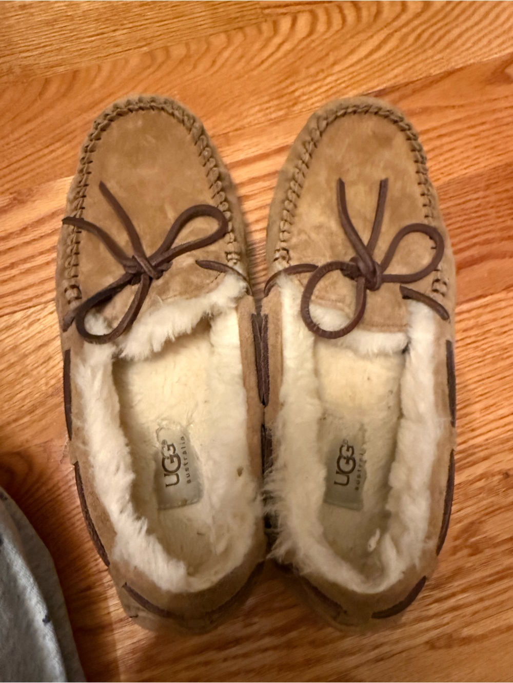 UGG Chestnut/Tan Shearling-Lined Moccasin Slippers